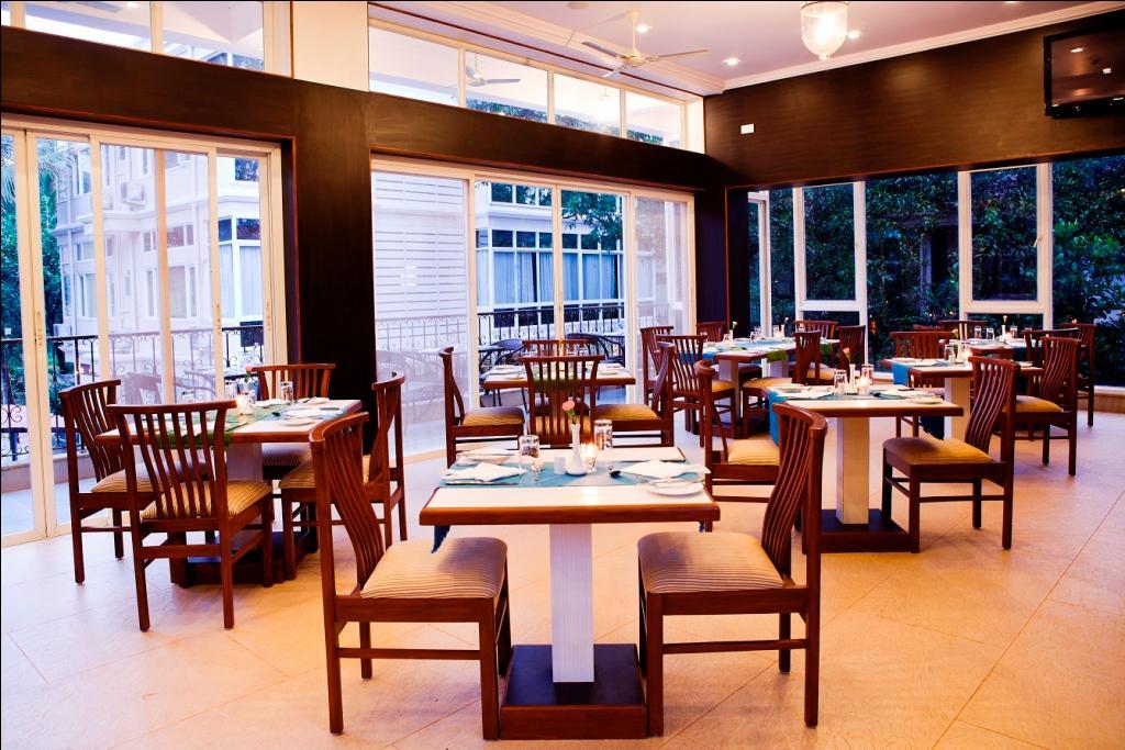 Clarion Hotel Ocean Palms Goa Calangute Exterior photo