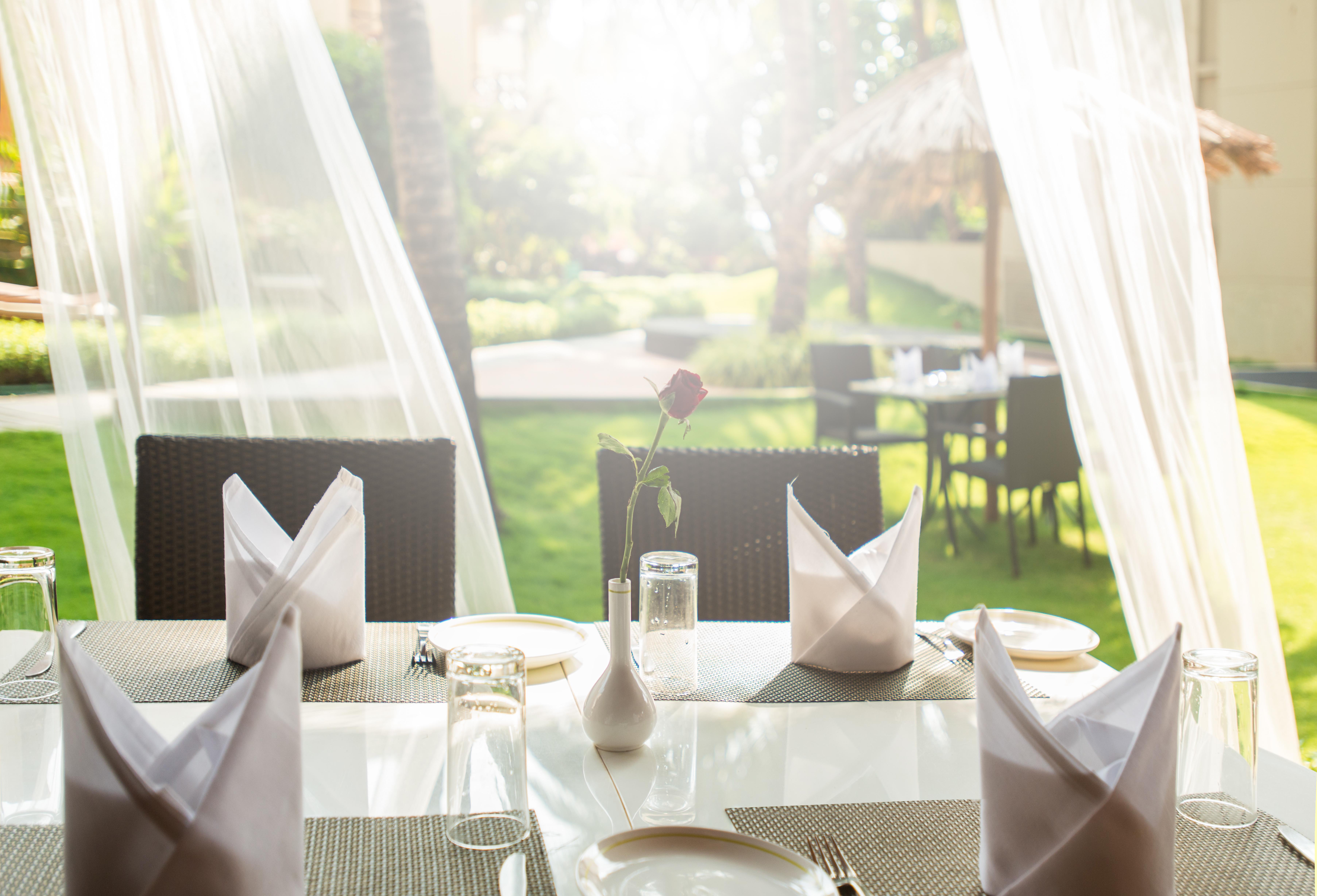 Clarion Hotel Ocean Palms Goa Calangute Exterior photo