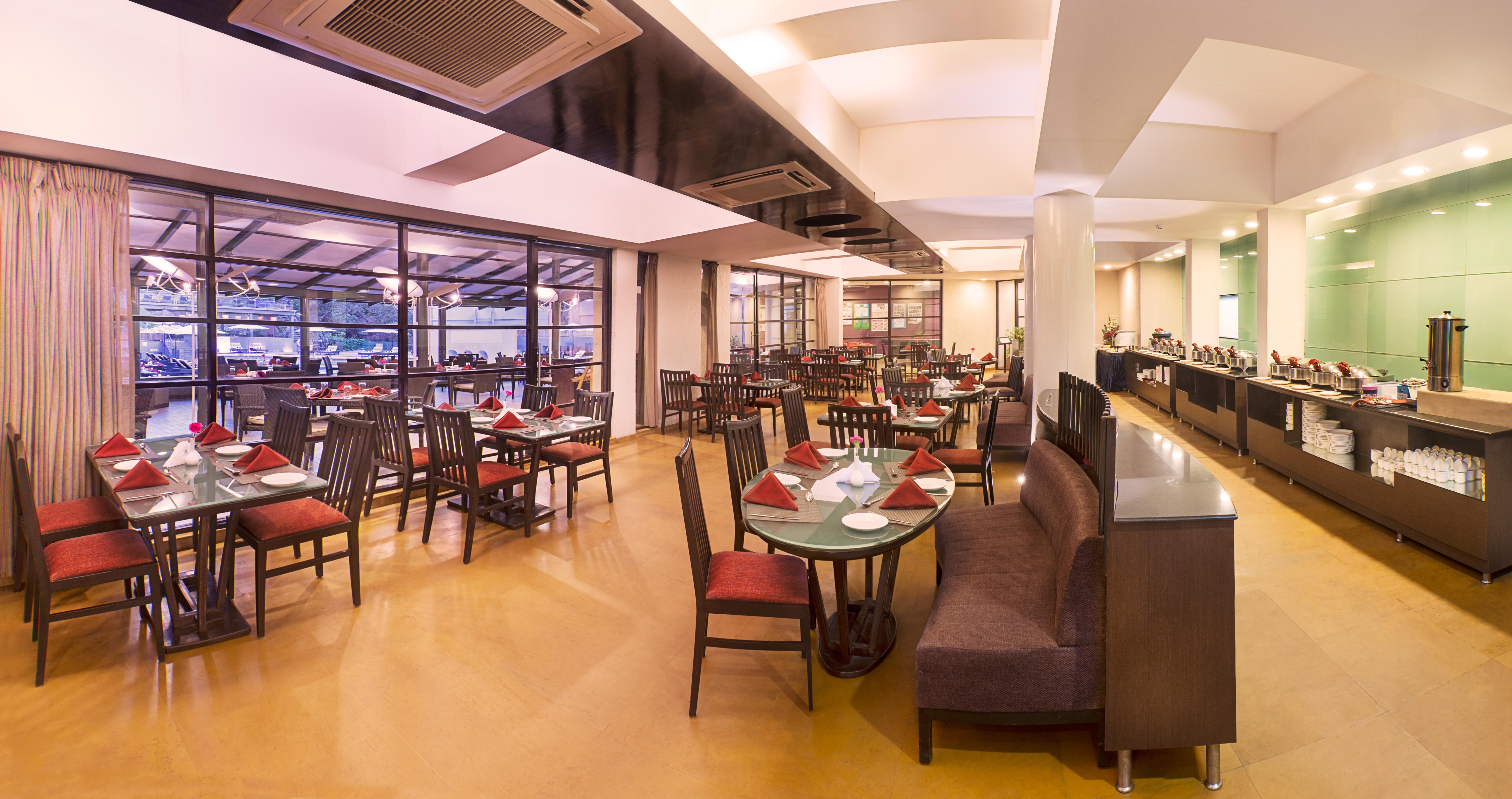 Clarion Hotel Ocean Palms Goa Calangute Exterior photo